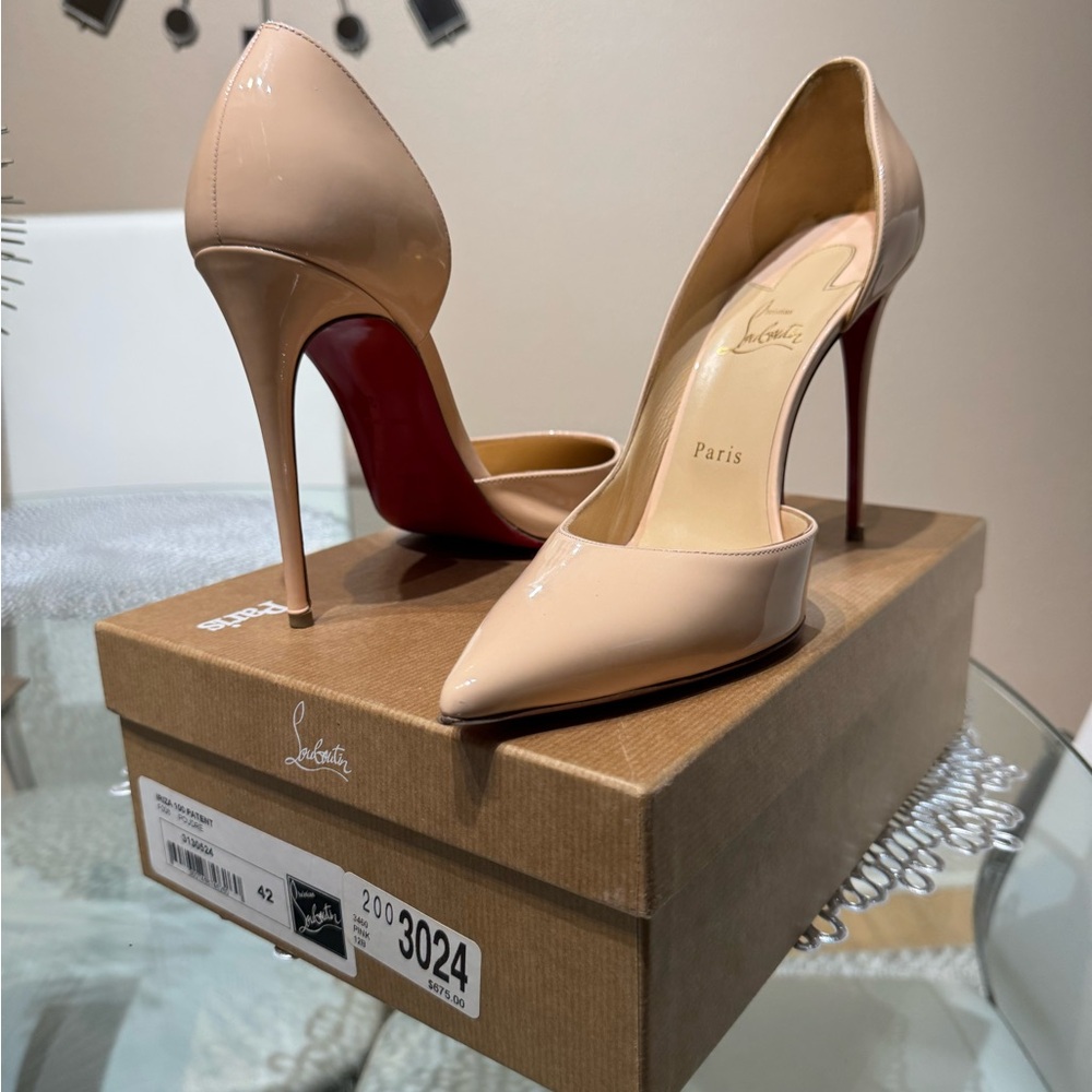 Christian Louboutin Cream Stiletto Heels with Red Sole